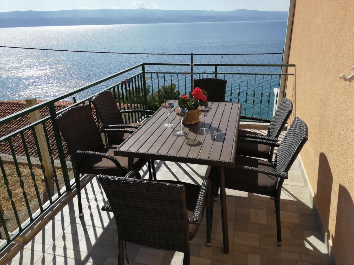 House Karlo Apartments Omis Exterior photo